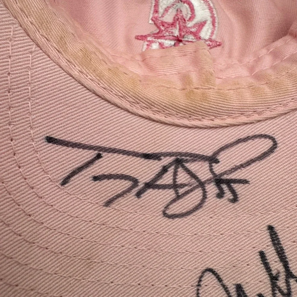 New Era Seattle Mariners Youth Hat Cap Pink‎ MLB Baseball Adjustable Signed